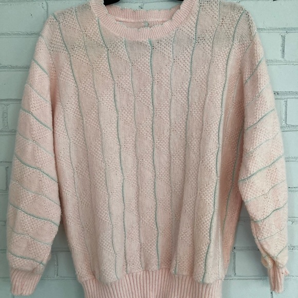 Vintage 1980’s Pink Sweater - Picture 4 of 4